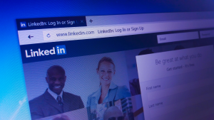 How to update your LinkedIn profile for your job search